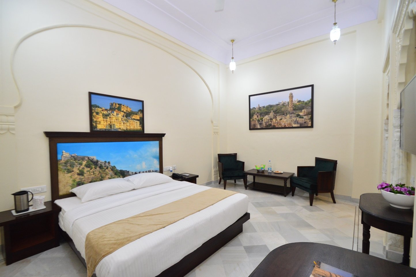 Aaram Bagh Resort-Agra